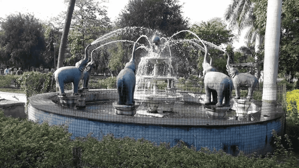 Explore Siddharth Garden