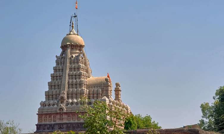 Pray at Grishneshwar temple