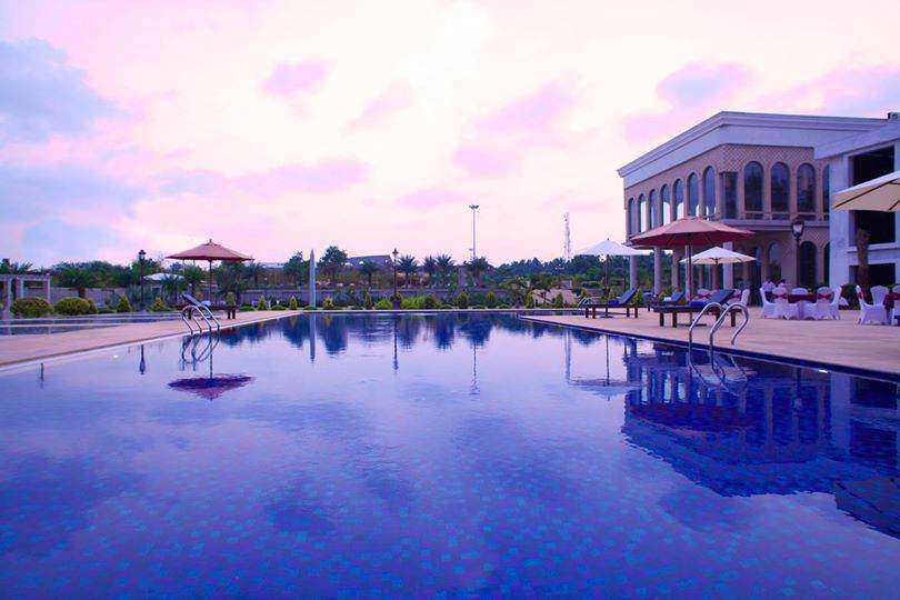 Uva Meridian Bay Resort & Spa