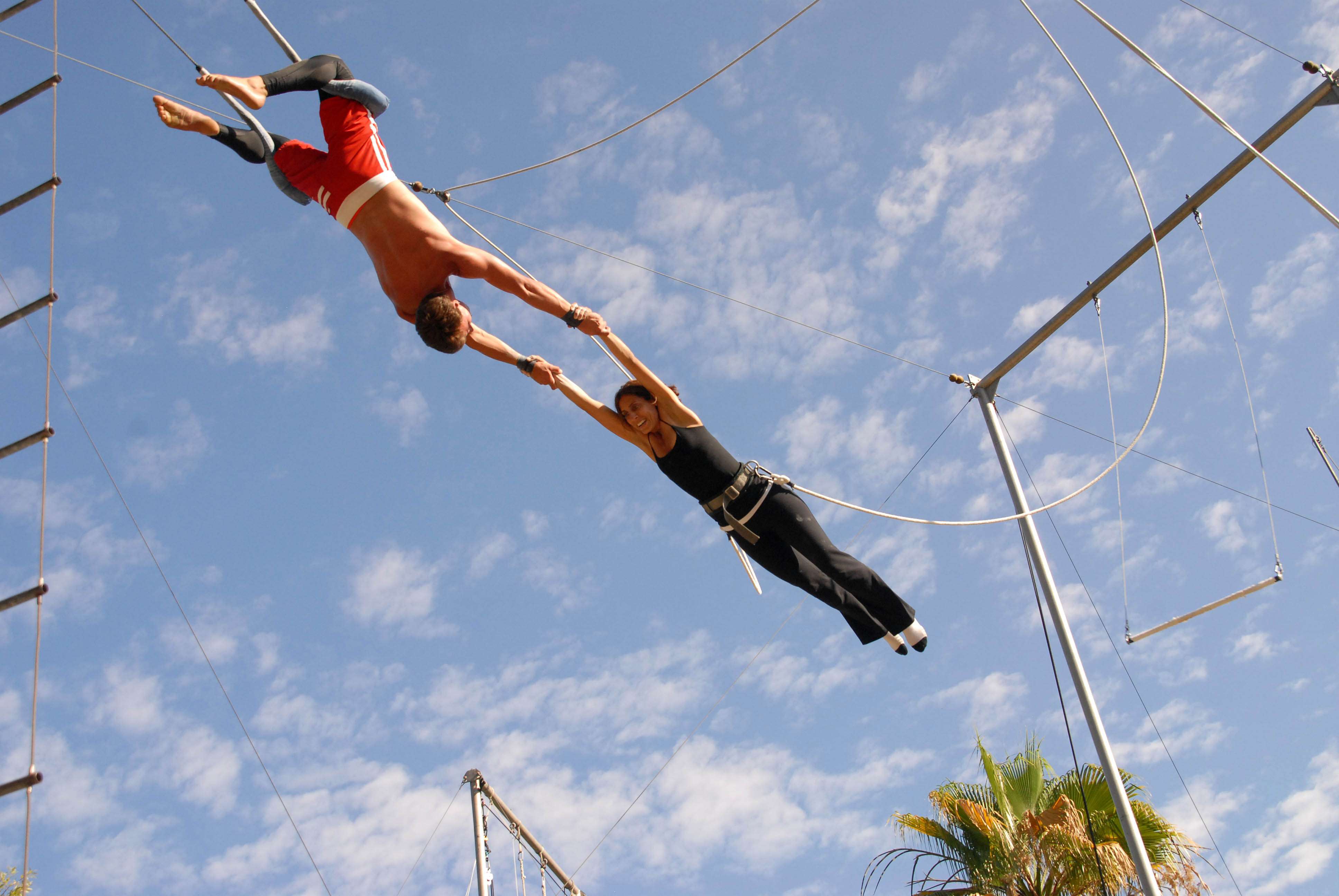 Trapeze Flying