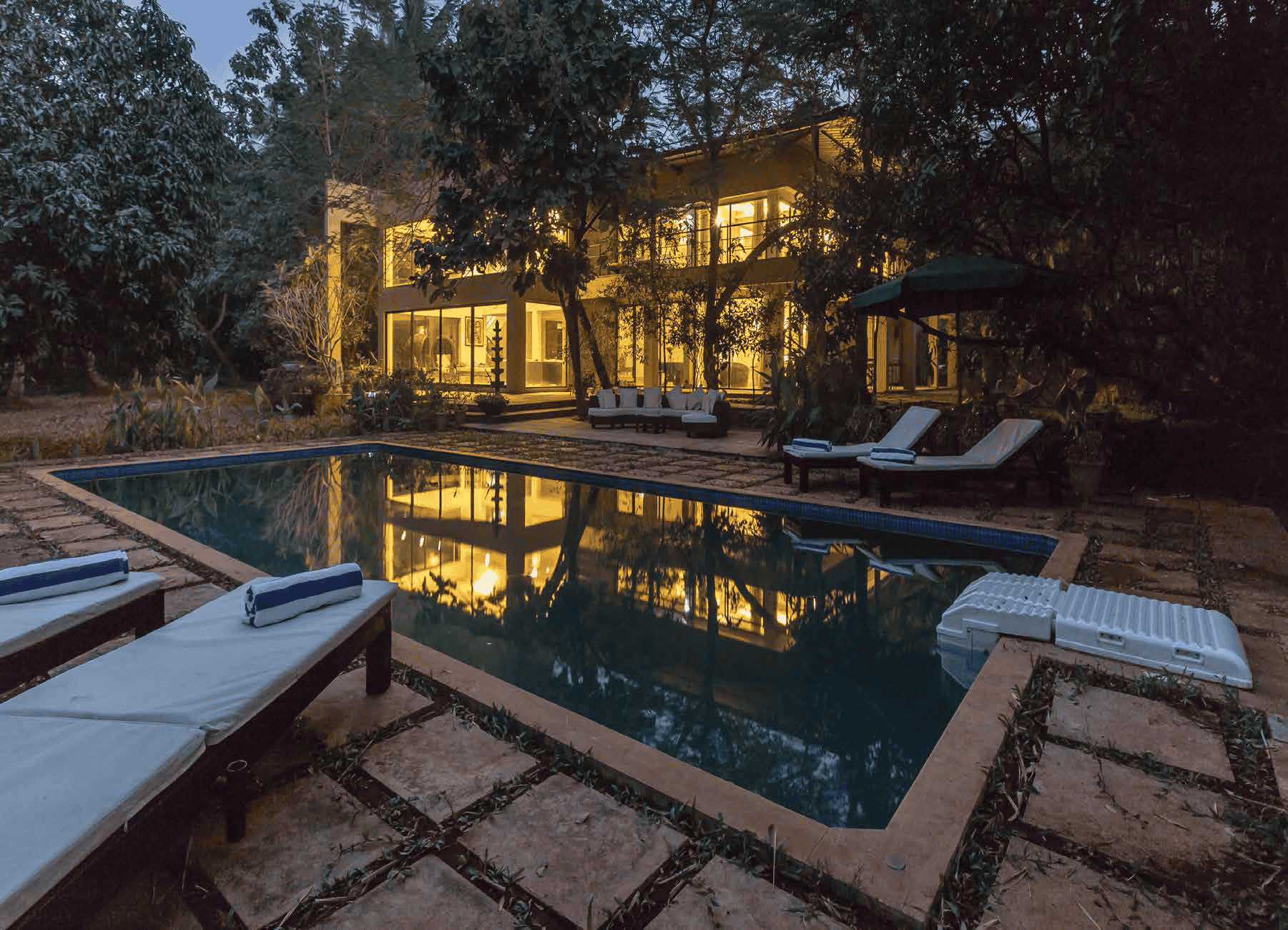 Luxury Villa in Alibaug | Book Online & Save 15%