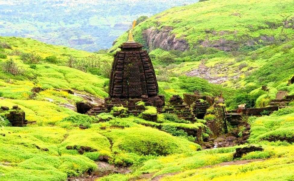 Harishchandragad Fort, Ahmednagar