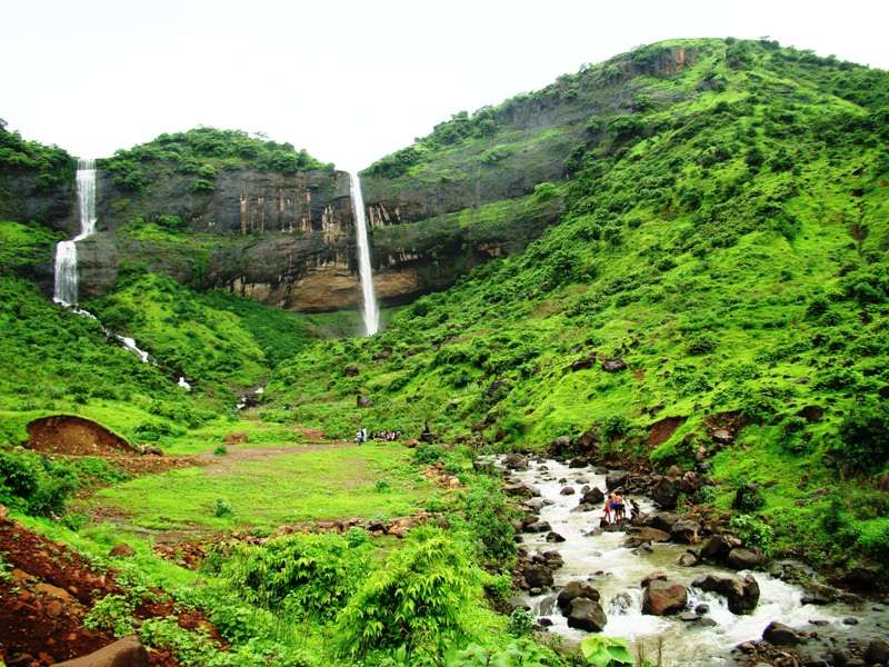 Pandavkada Falls