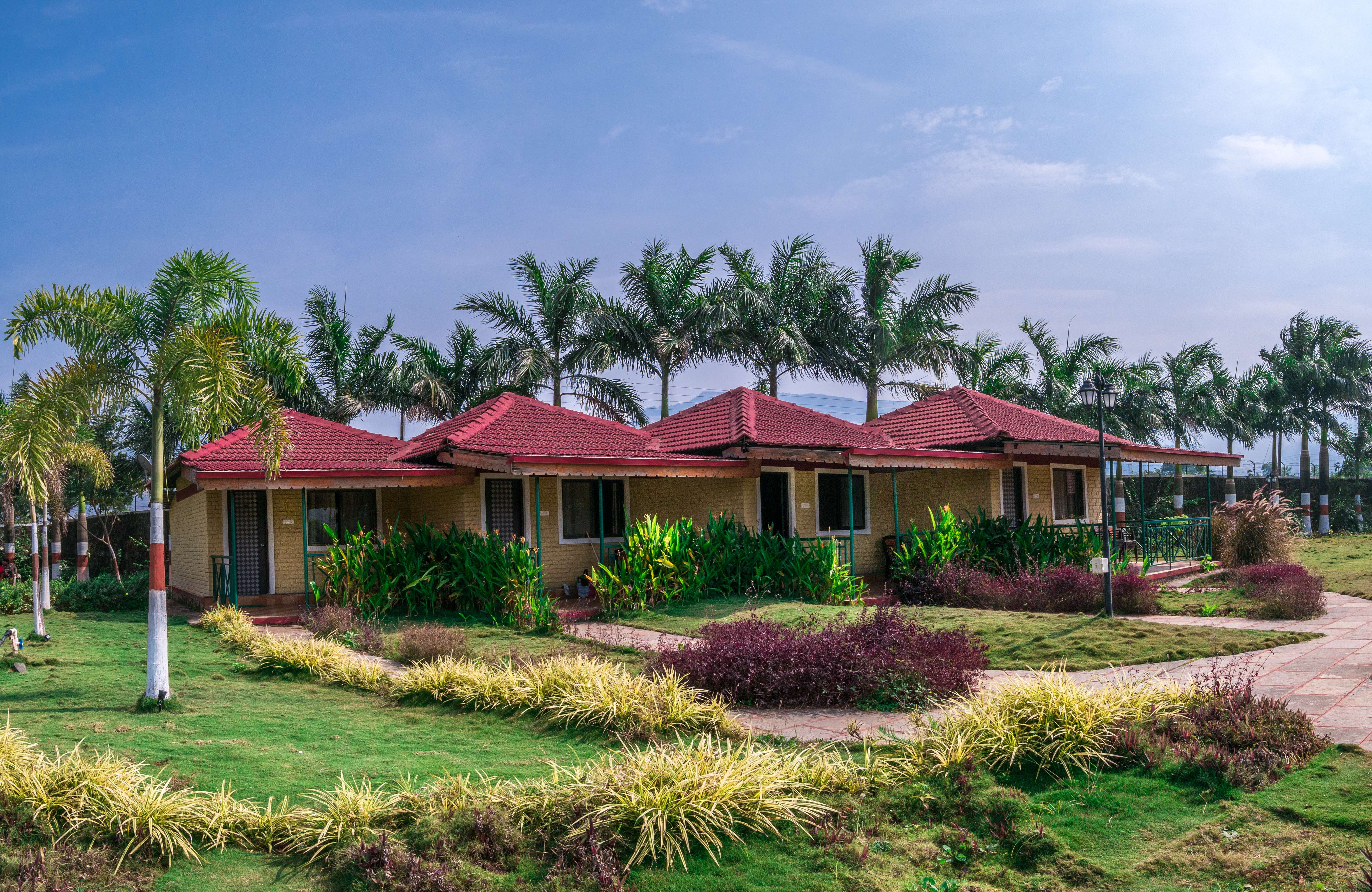 20 Farmhouses in Karjat, Book Now & Get Upto 50% Off