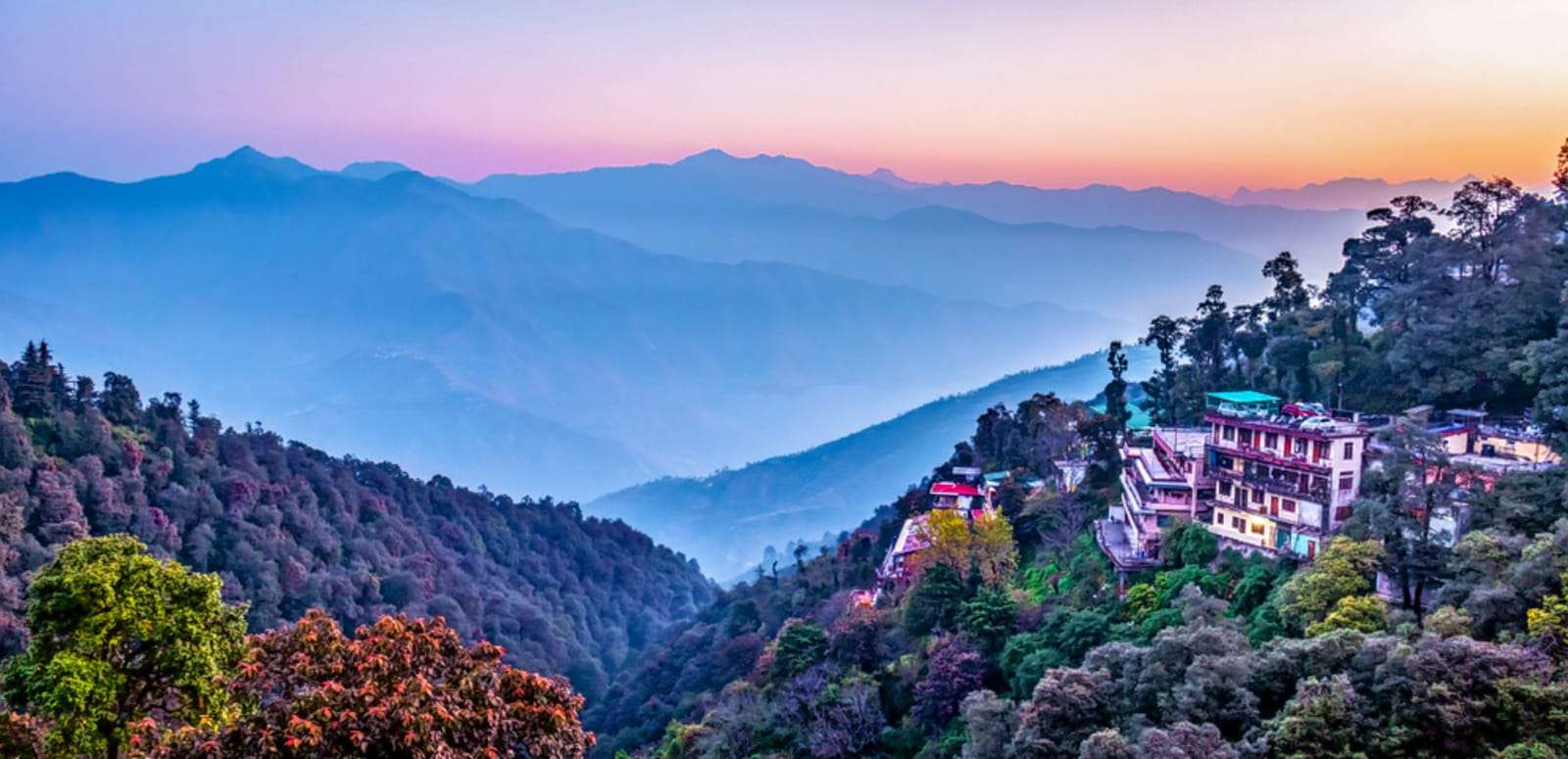 Mussoorie (280 Km from Delhi)