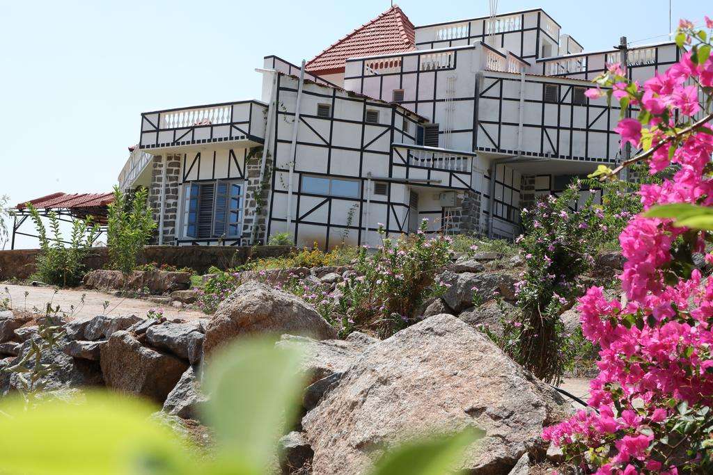 Offbeat Farmhouse Stay with Activities in Savandurga, Bangalore