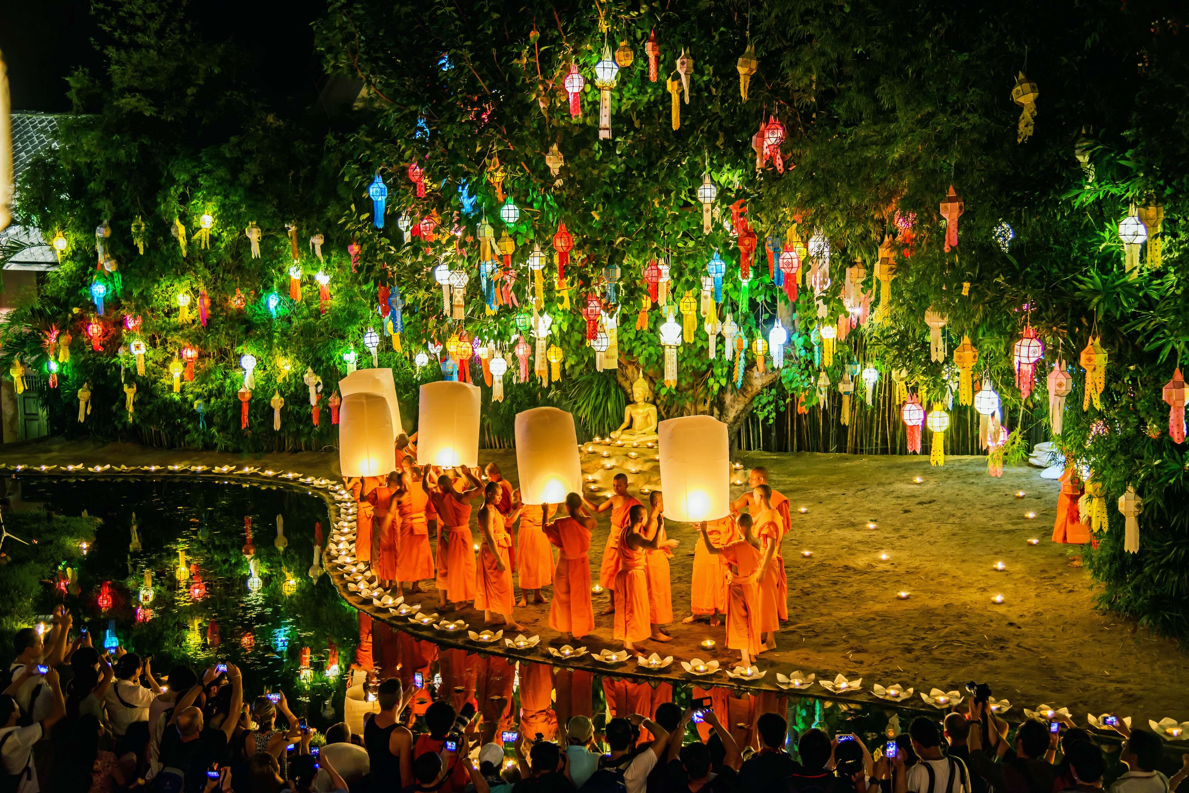 An Up-Close Cultural Rendezvous on Loi Krathong Festival
