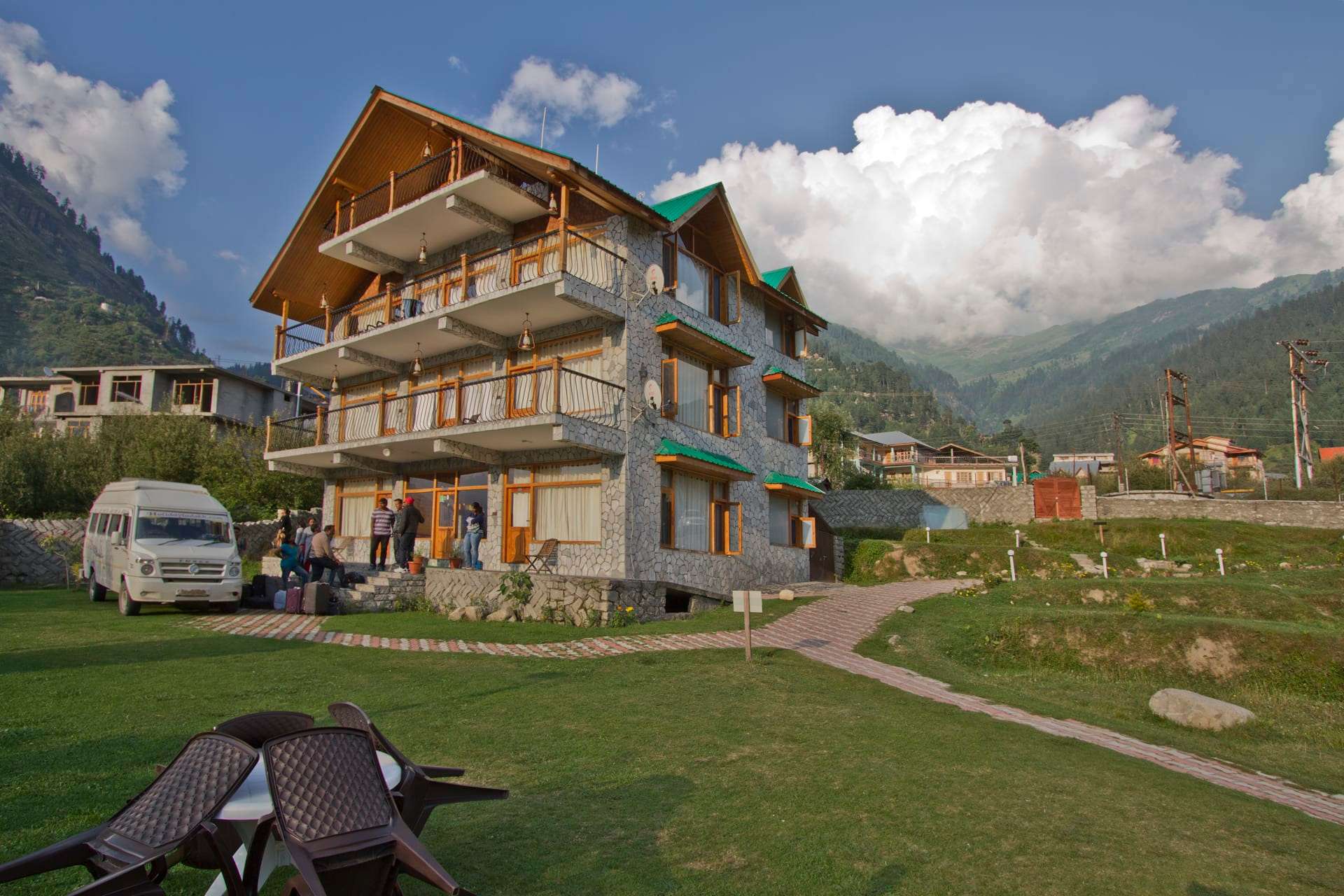 The White Stone Resort