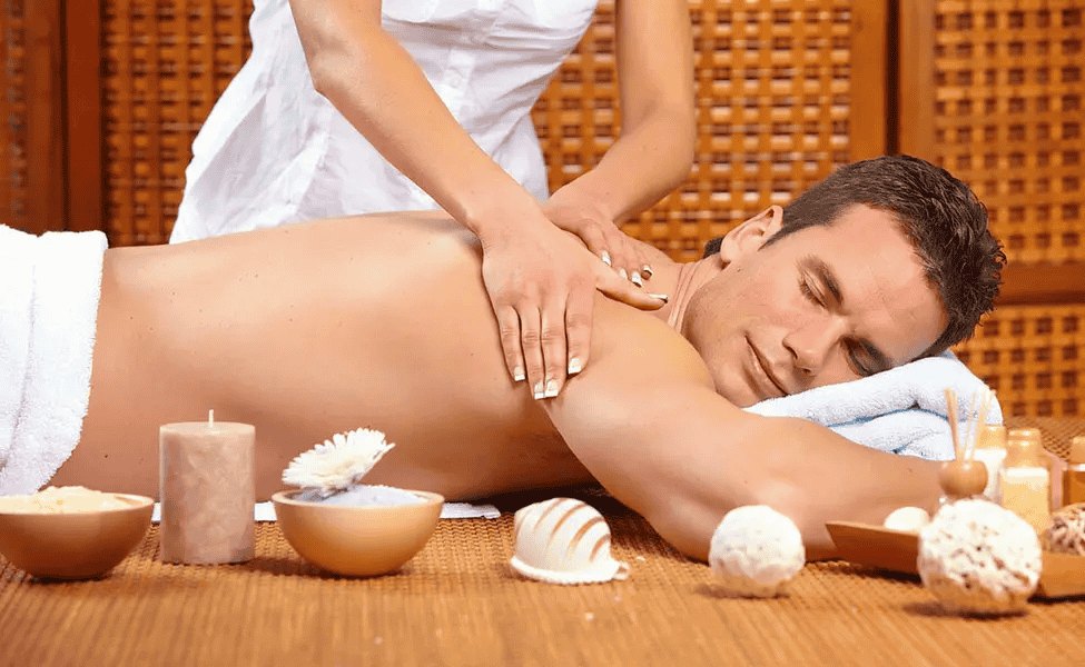 Take a Relaxing Traditional Thai Massage From An Ex-prisoner