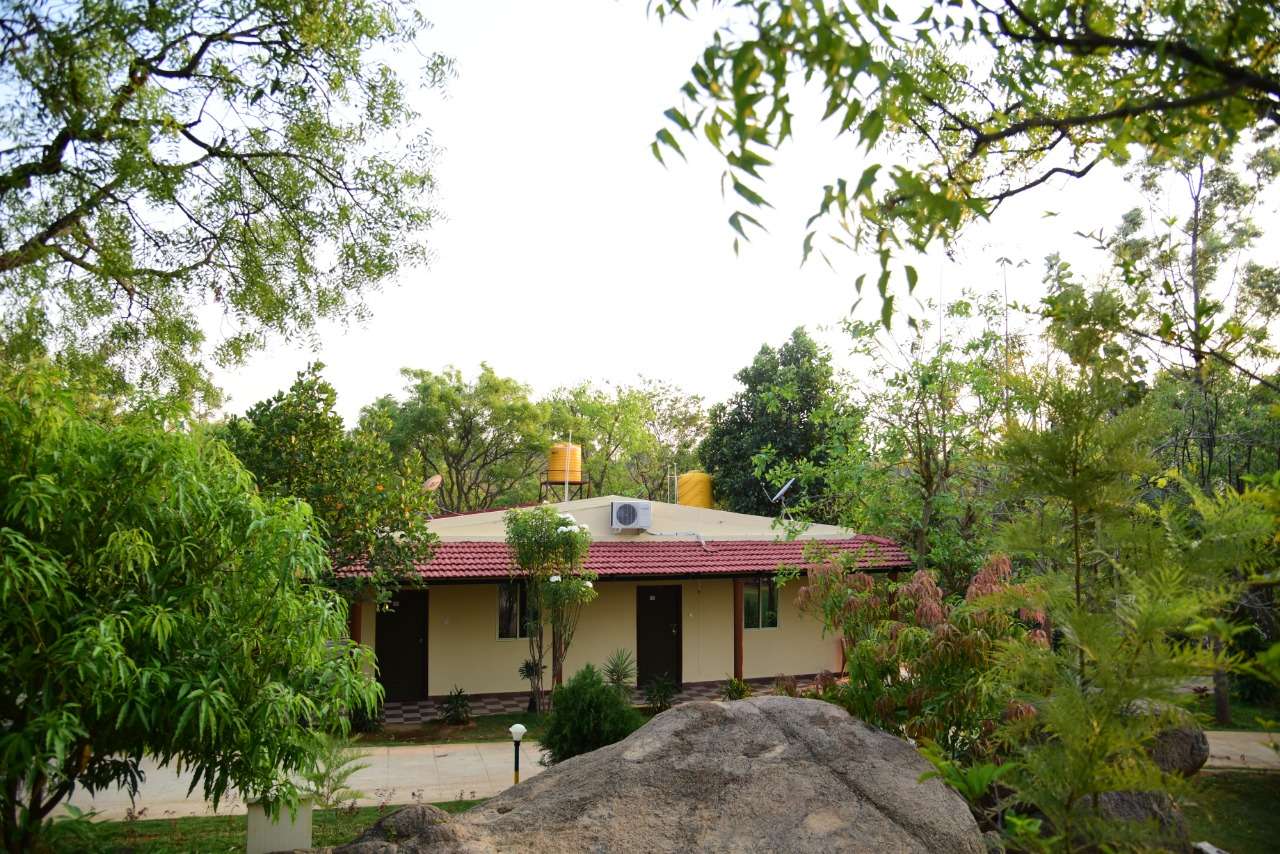 Adventure Camping near Kanakpura Flat 15% off