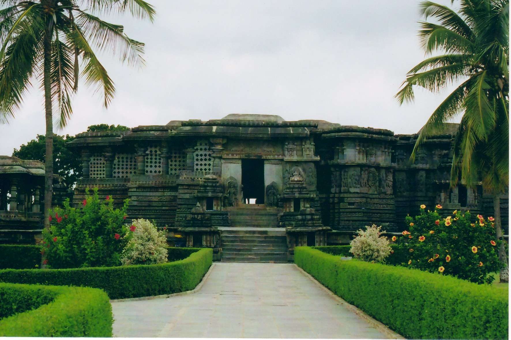 Hoysaleswara Temple, Halebid