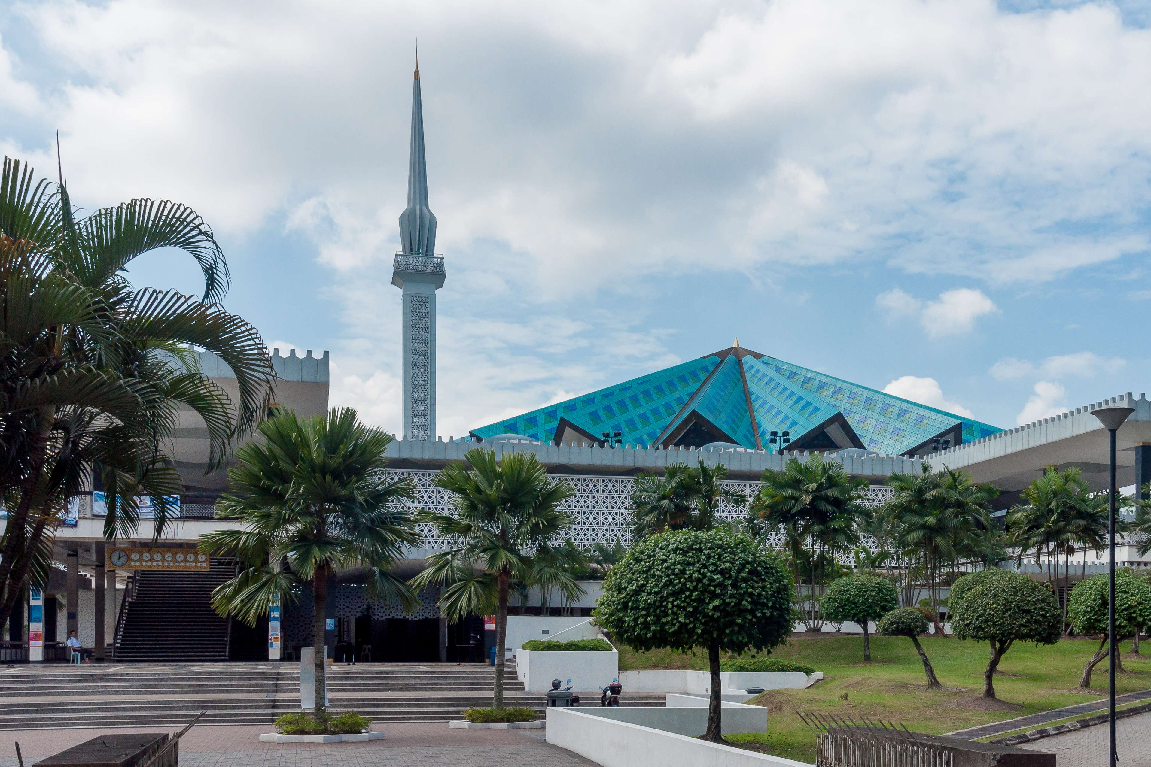 Witness the National Mosque of Malaysia