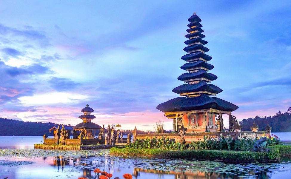 Visit Jimbaran's Pura Ulun Siwi temple