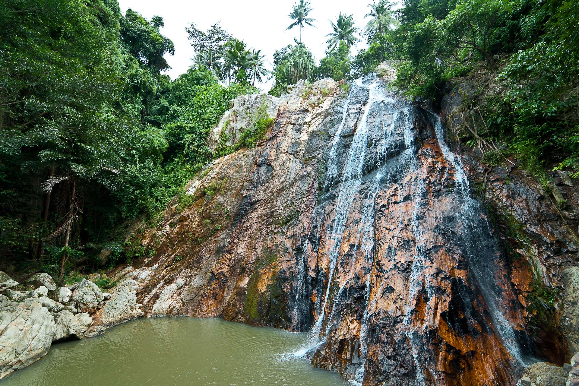 Wang Sao Thong Waterfall
