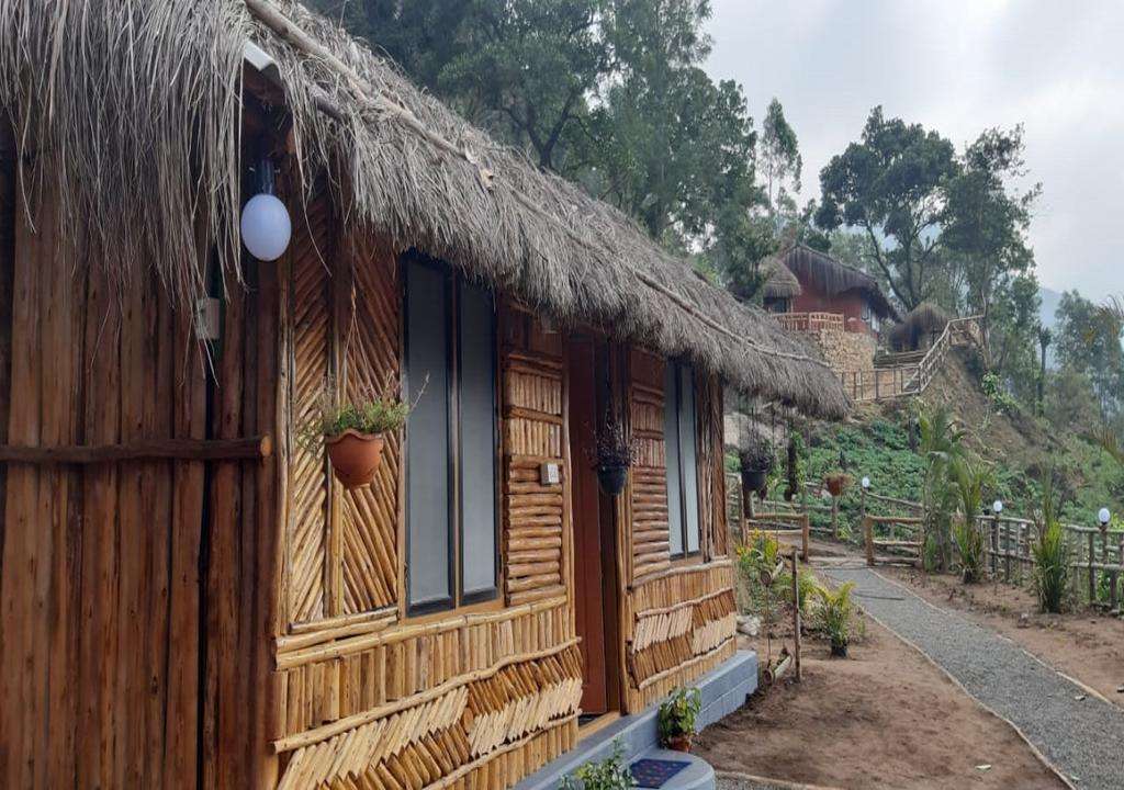 Wooden Homestay in Munnar Flat 15% off