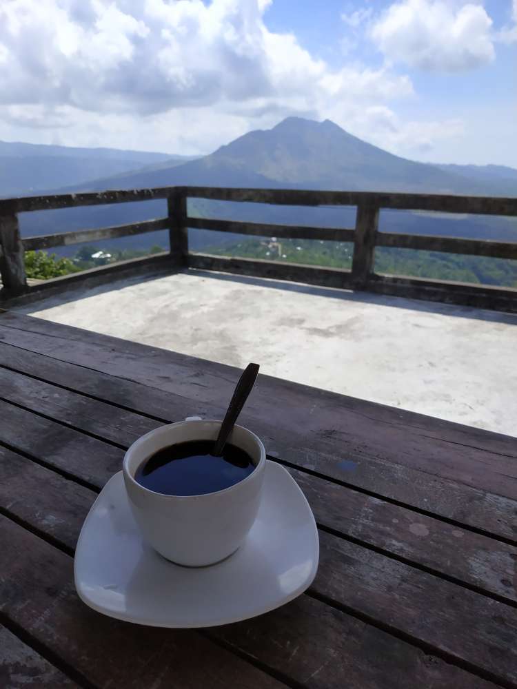 The Lookout Resto & Bar