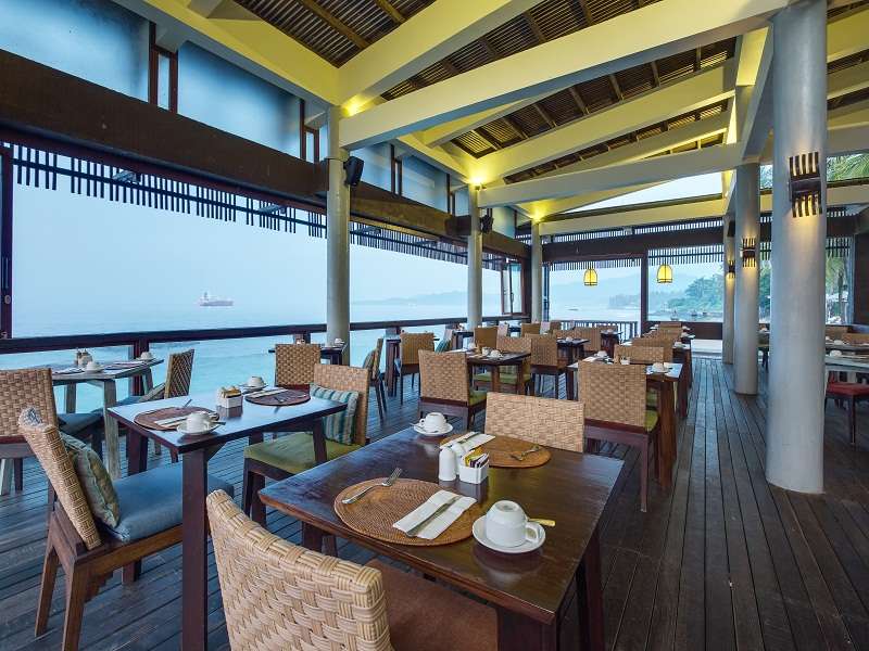 Garpu’s Restaurant and Bar 