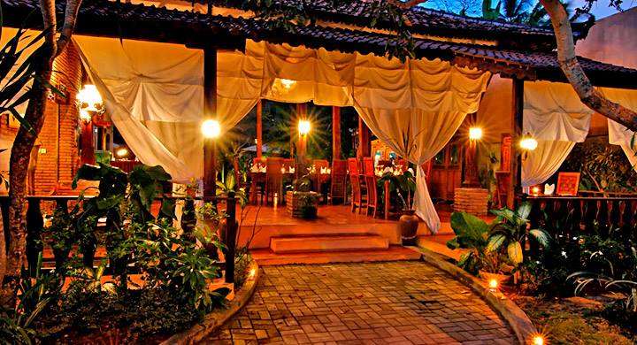 Joglo’s Restaurant and Bar 