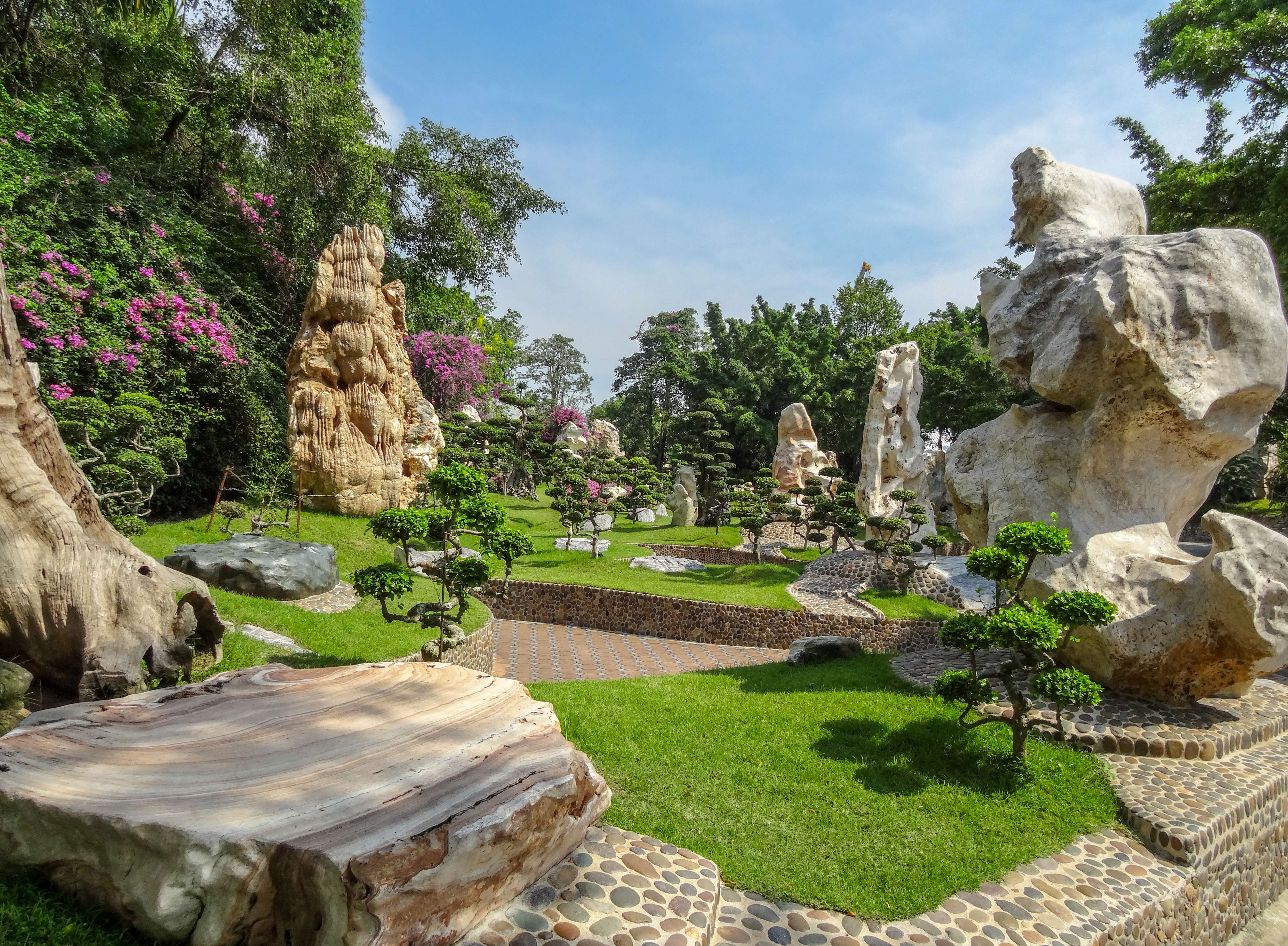 Visit the Stone Park and Pattaya Crocodile Farm