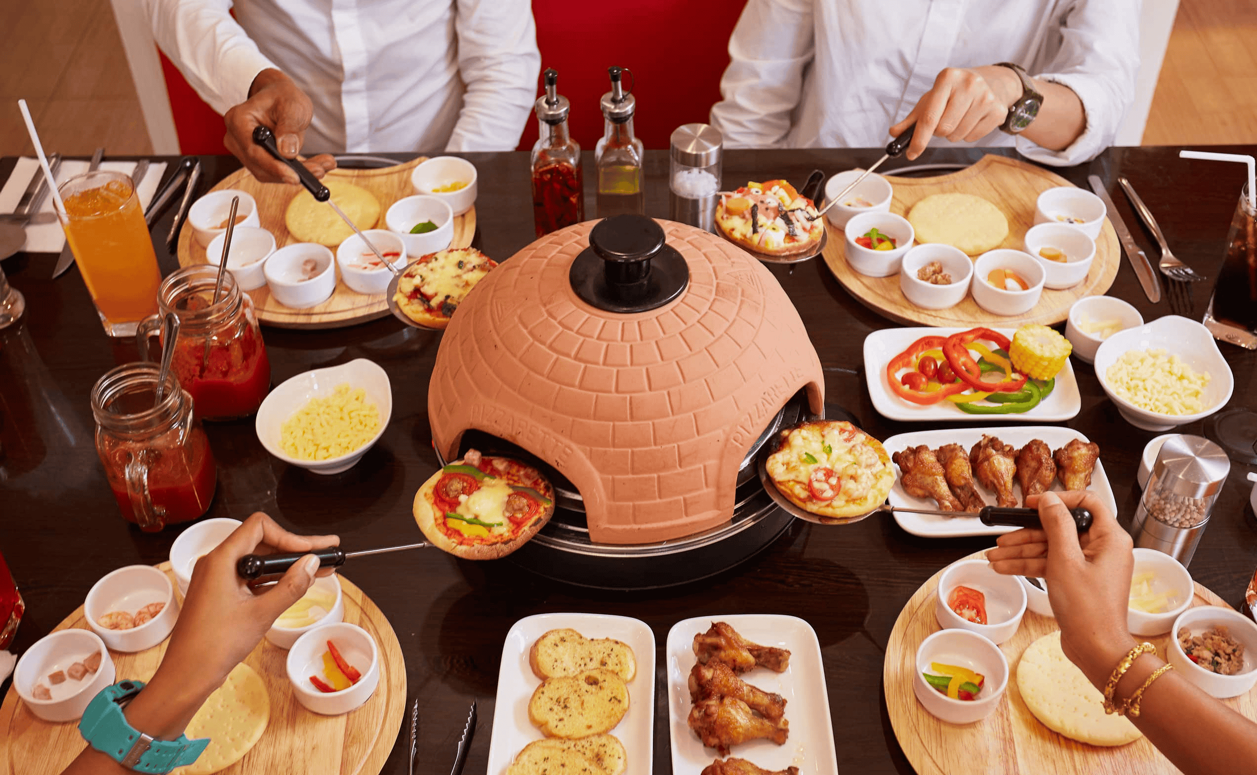 Enjoy Meals at Pizza Plaza Pattaya