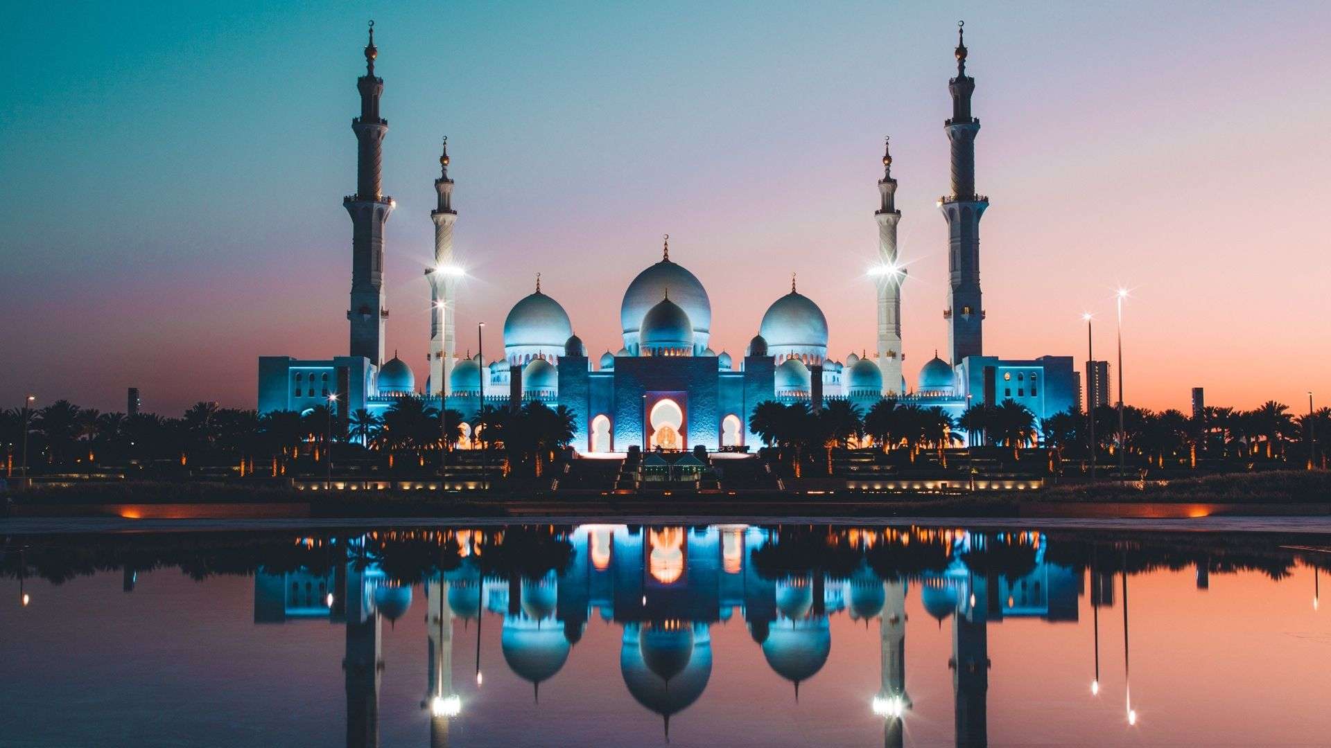 Sheikh Zayed Grand Mosque - Night View