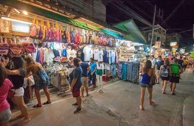 Go and Shop Through Lamai Night Market