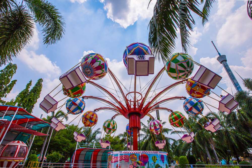 Enjoy Some Rides at Siam Park City