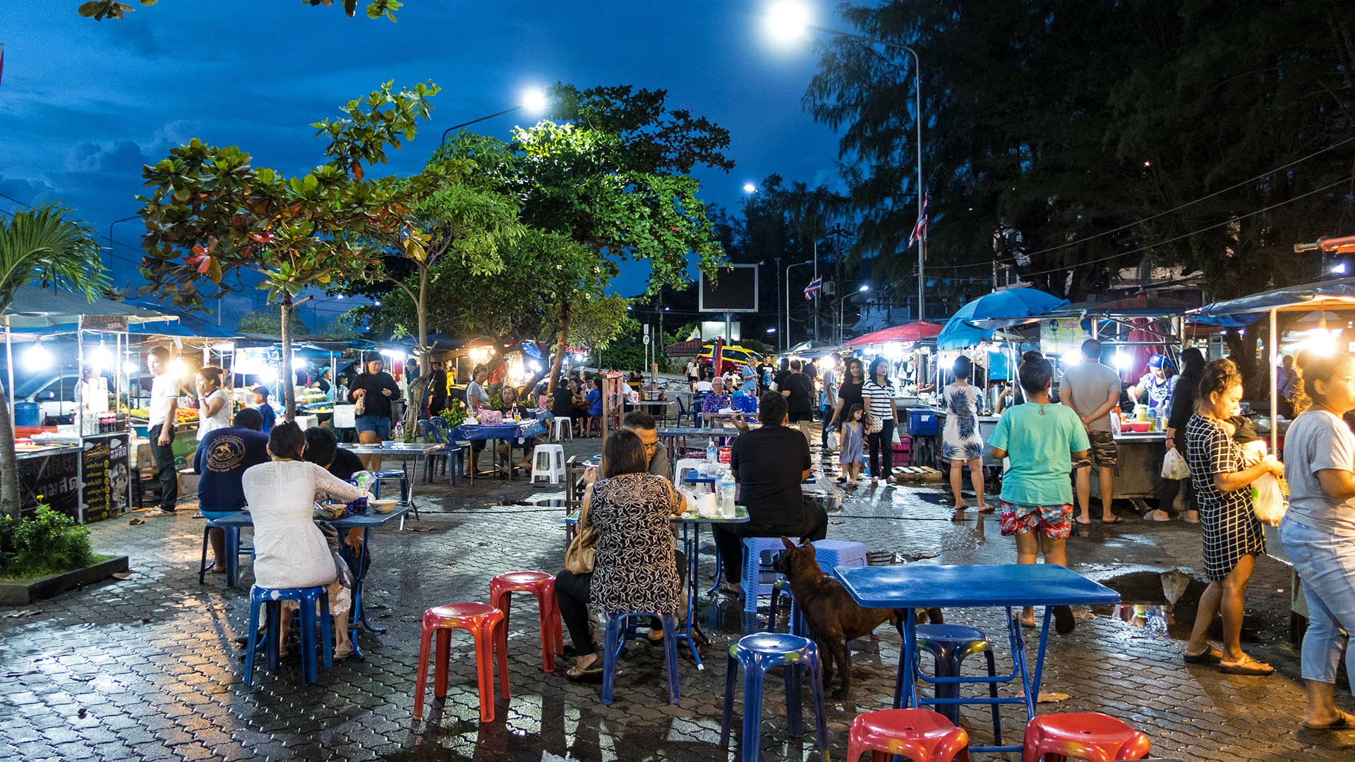 Chaweng Night Market Food Center