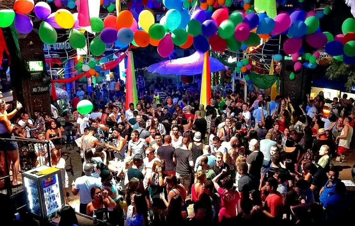 Go Wild in Soi Green Mango