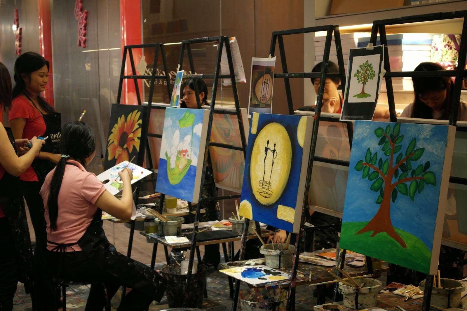 Try Out the Art Jamming Sessions at Arteastiq Art Jam