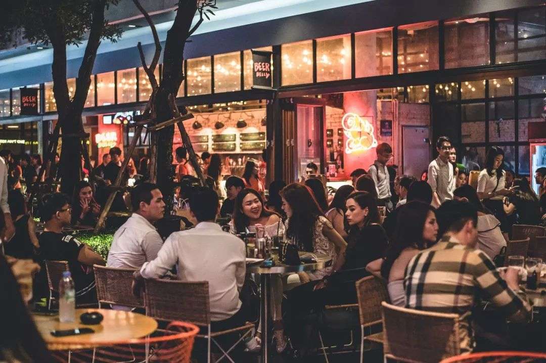 Learn to Make Beer by the Chao Phraya River