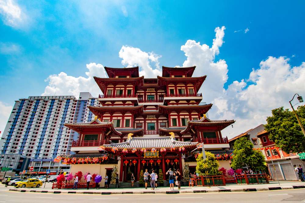Visit the Buddha Tooth Relic Temple