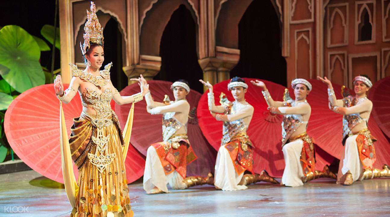 Enjoy the Colosseum Show