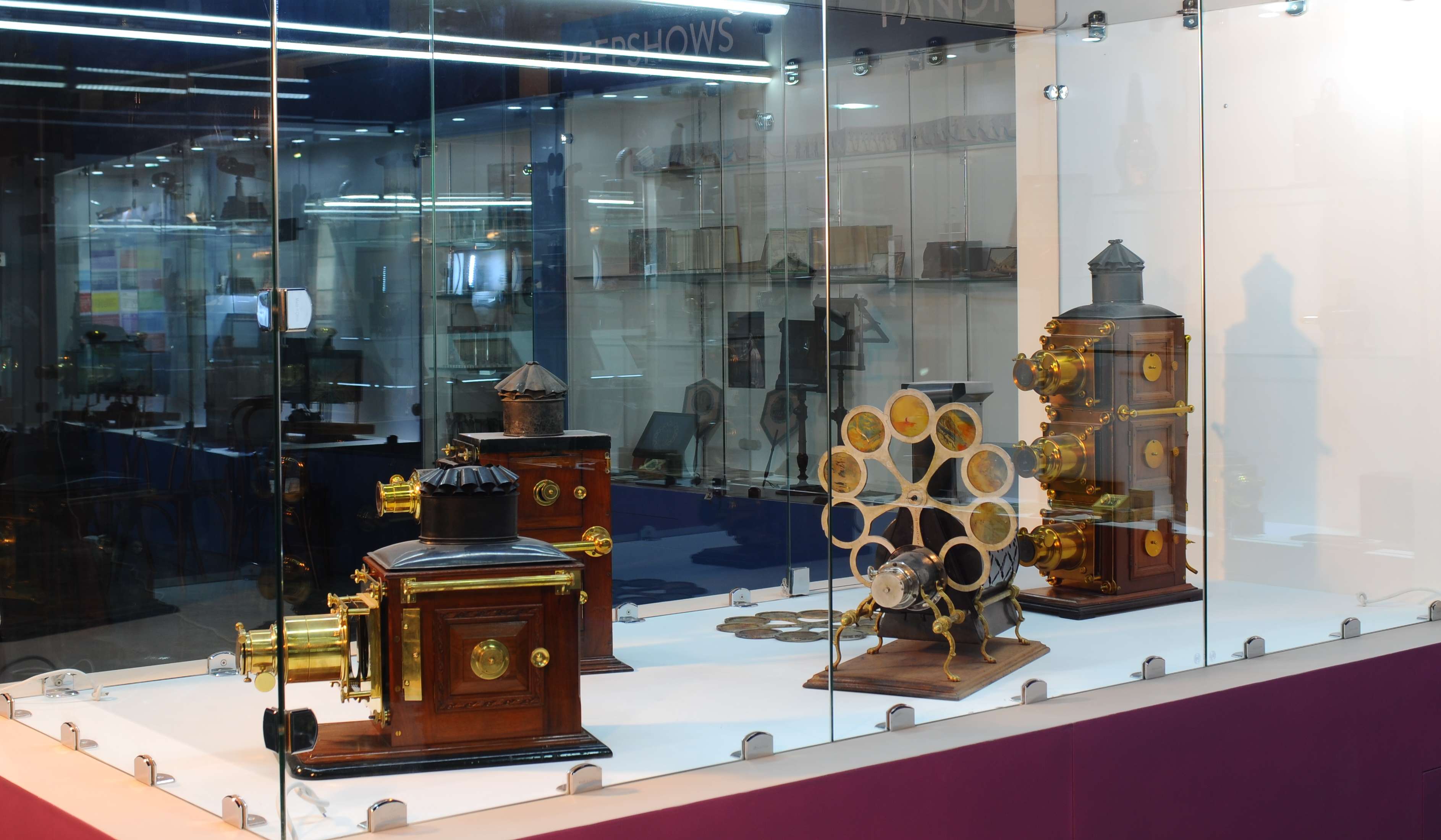 Dubai Moving Image Museum/ History of Cinema Museum