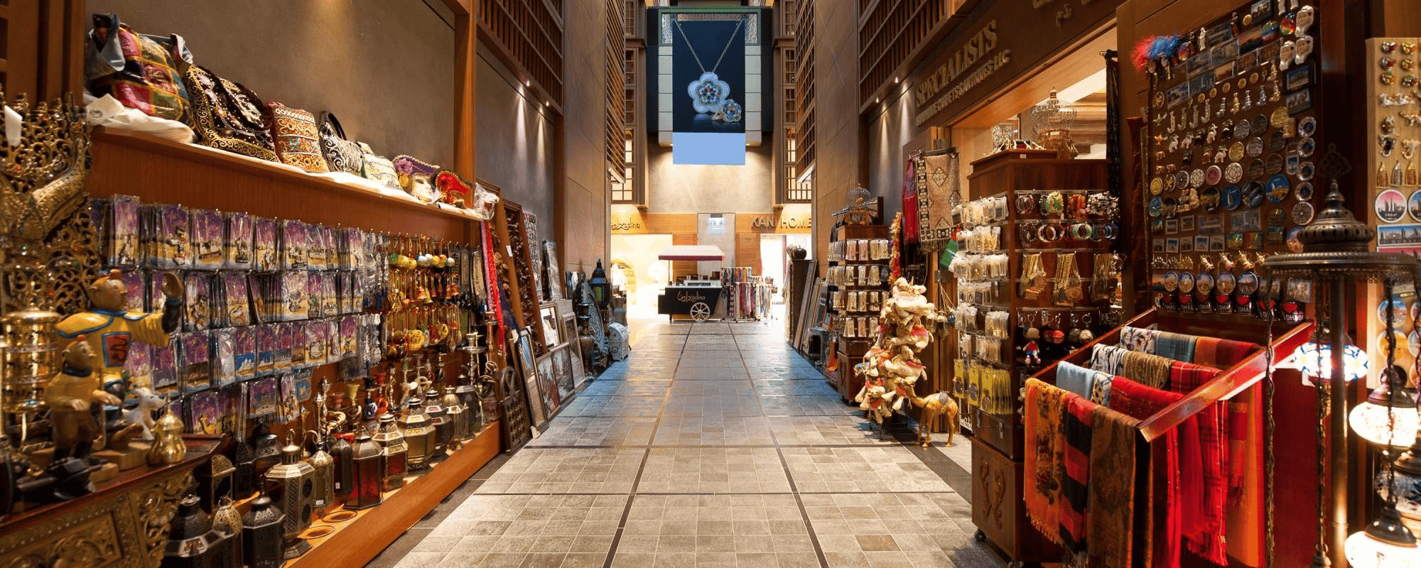 10 Best Markets in Abu Dhabi to Indulge the Shopaholic in You!