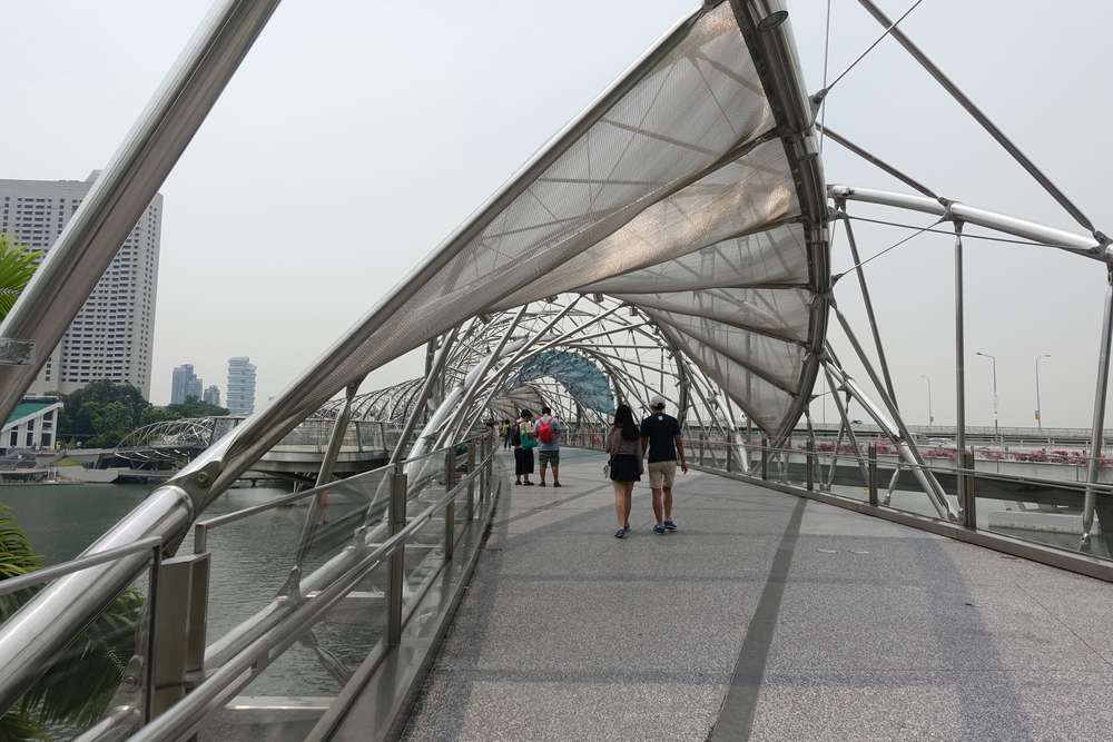Stroll Through Helix Bridge