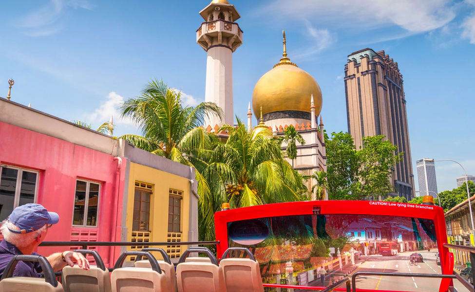 Explore Singapore with Funvee Open Top Bus