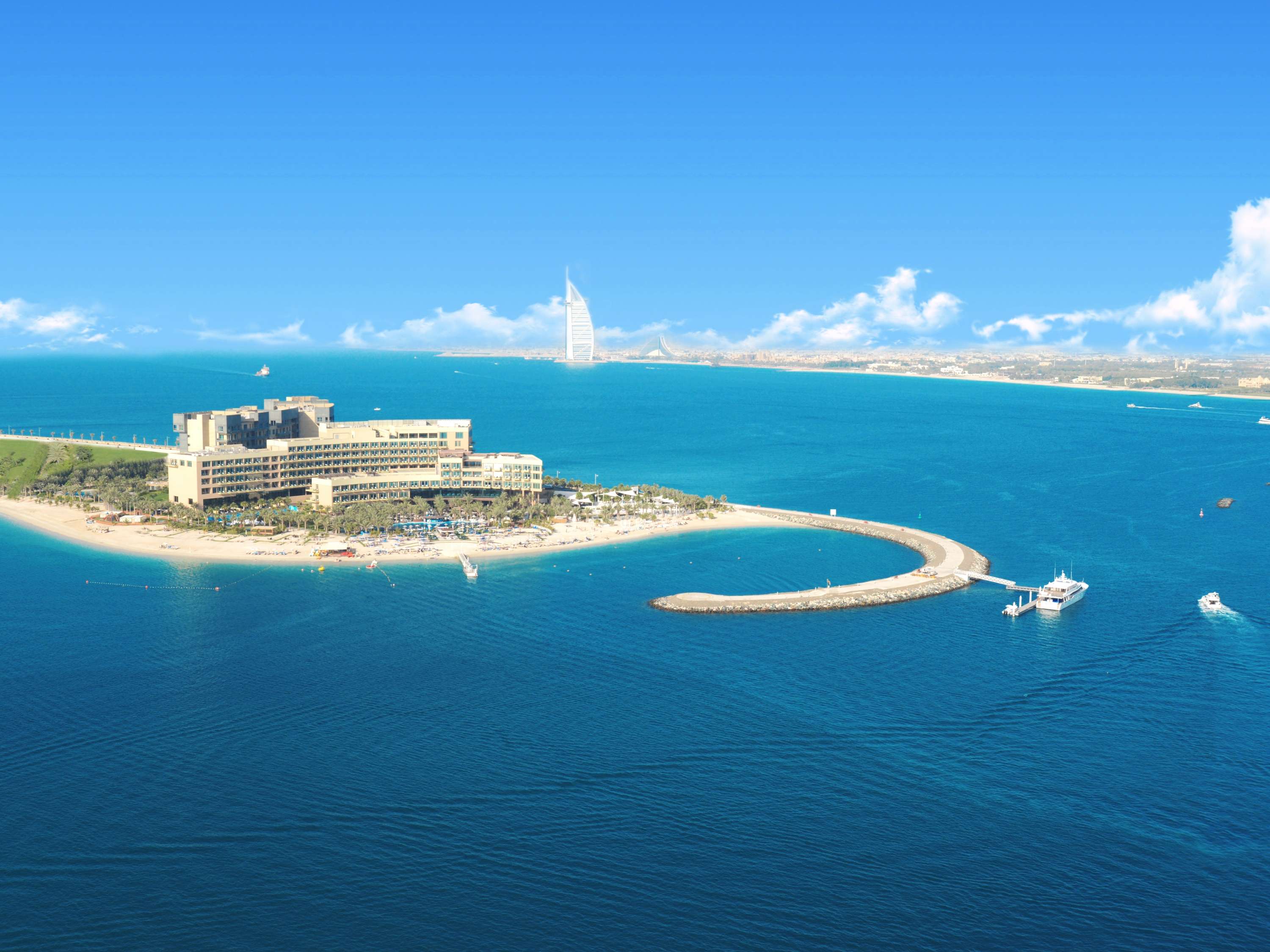  Rixos The Palm Dubai 