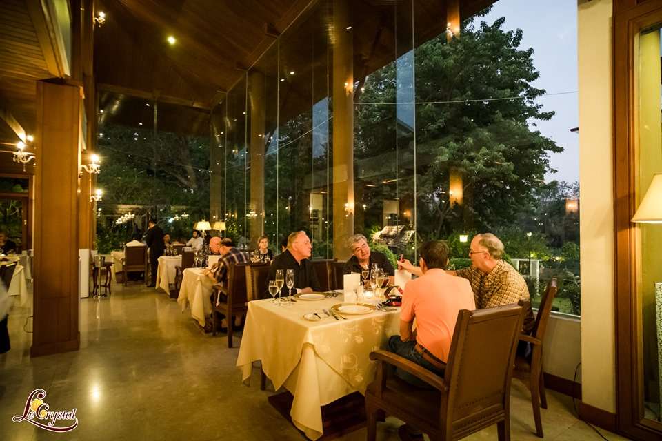 Le Crystal