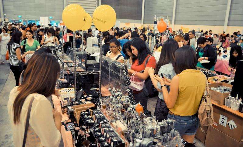 The Market of Artists and Designers