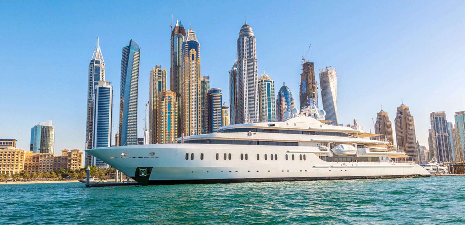 Dubai Luxury Yacht Tour