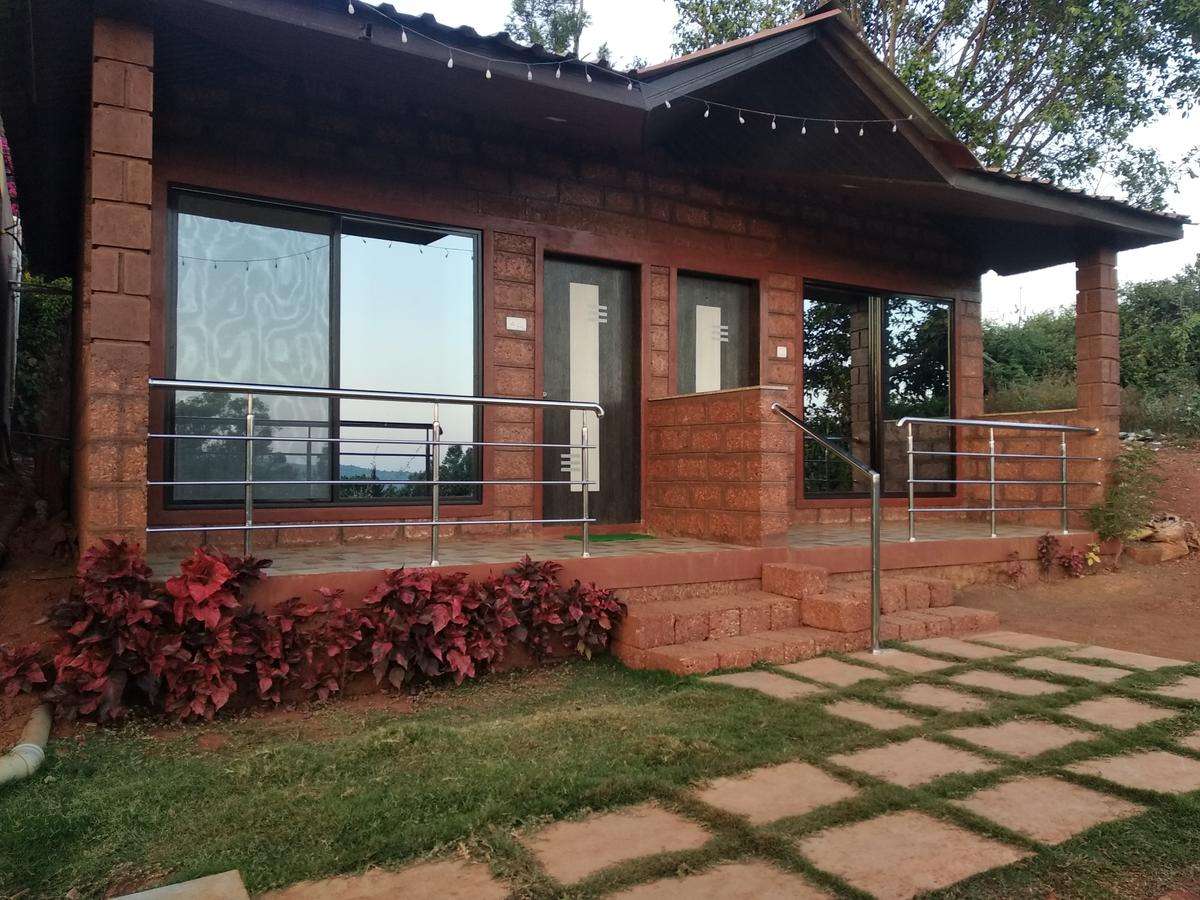Homestay in Mahabaleshwar near Waterfall Flat 20% off