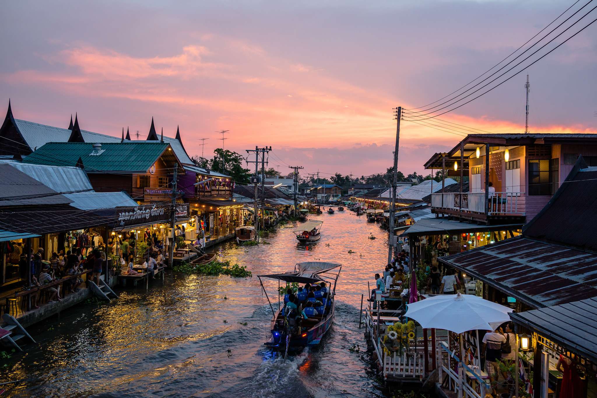 Kwan-Riam Floating Market