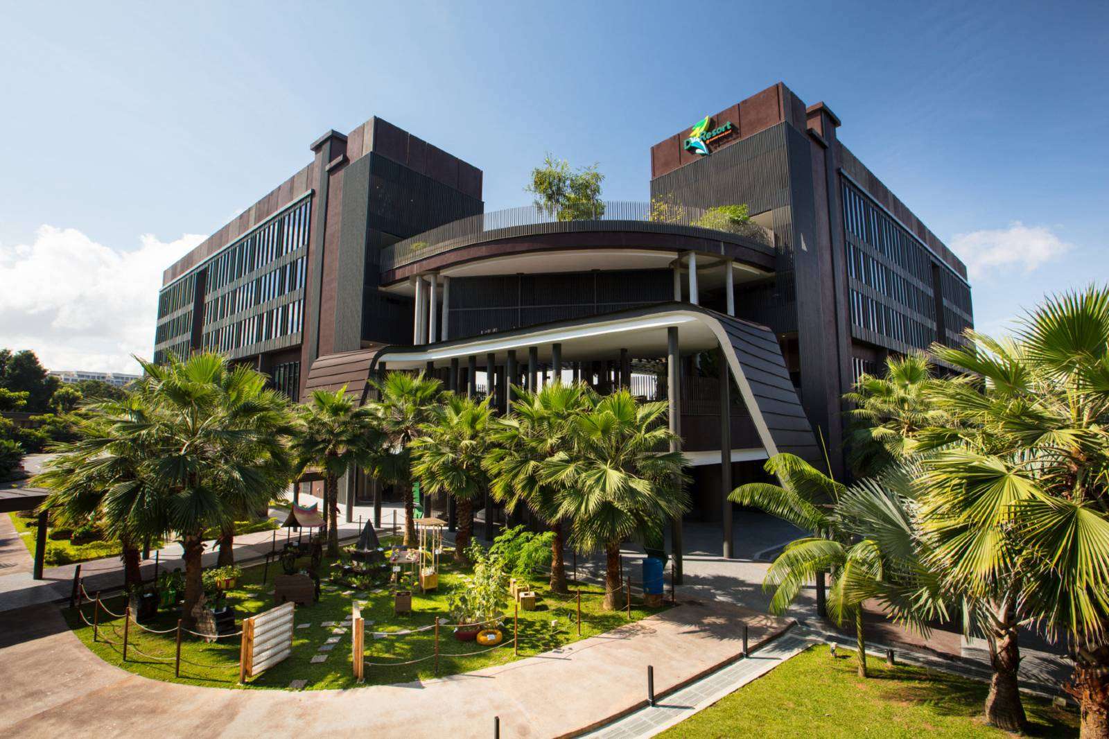 D'Resort Downtown East