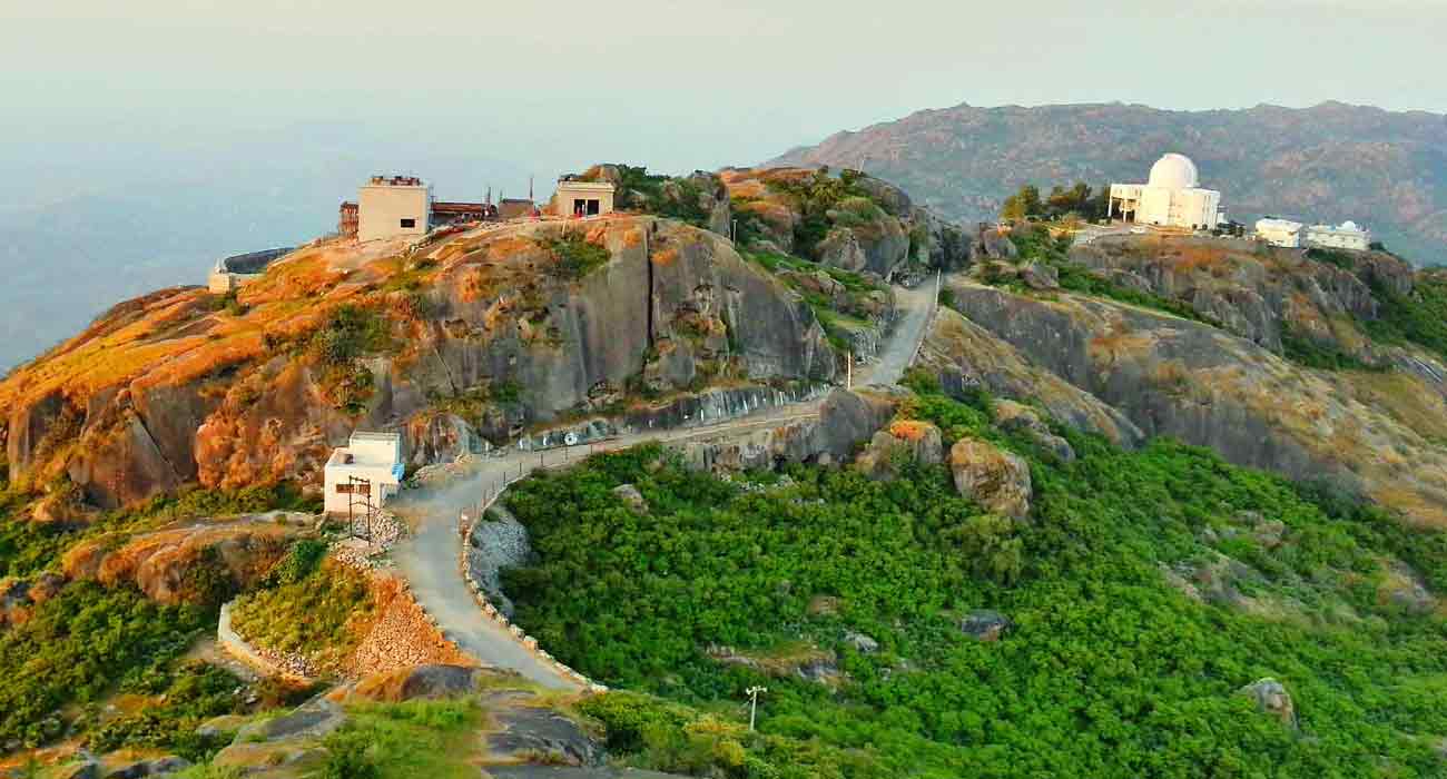 Mount Abu (764 km from Delhi)