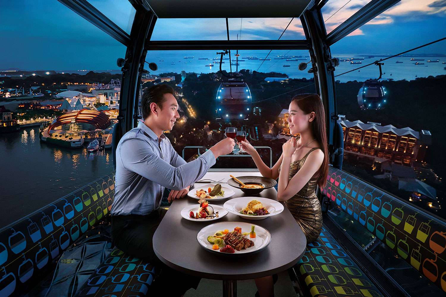 Romantic Dinner Date In a Cable Car