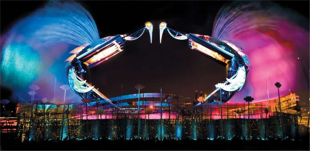 Watch the Stunning Lights & Water Effects in Crane Dance