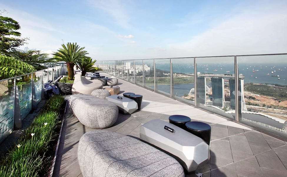 Go For an Intimate Chilling Session at 1-Altitude