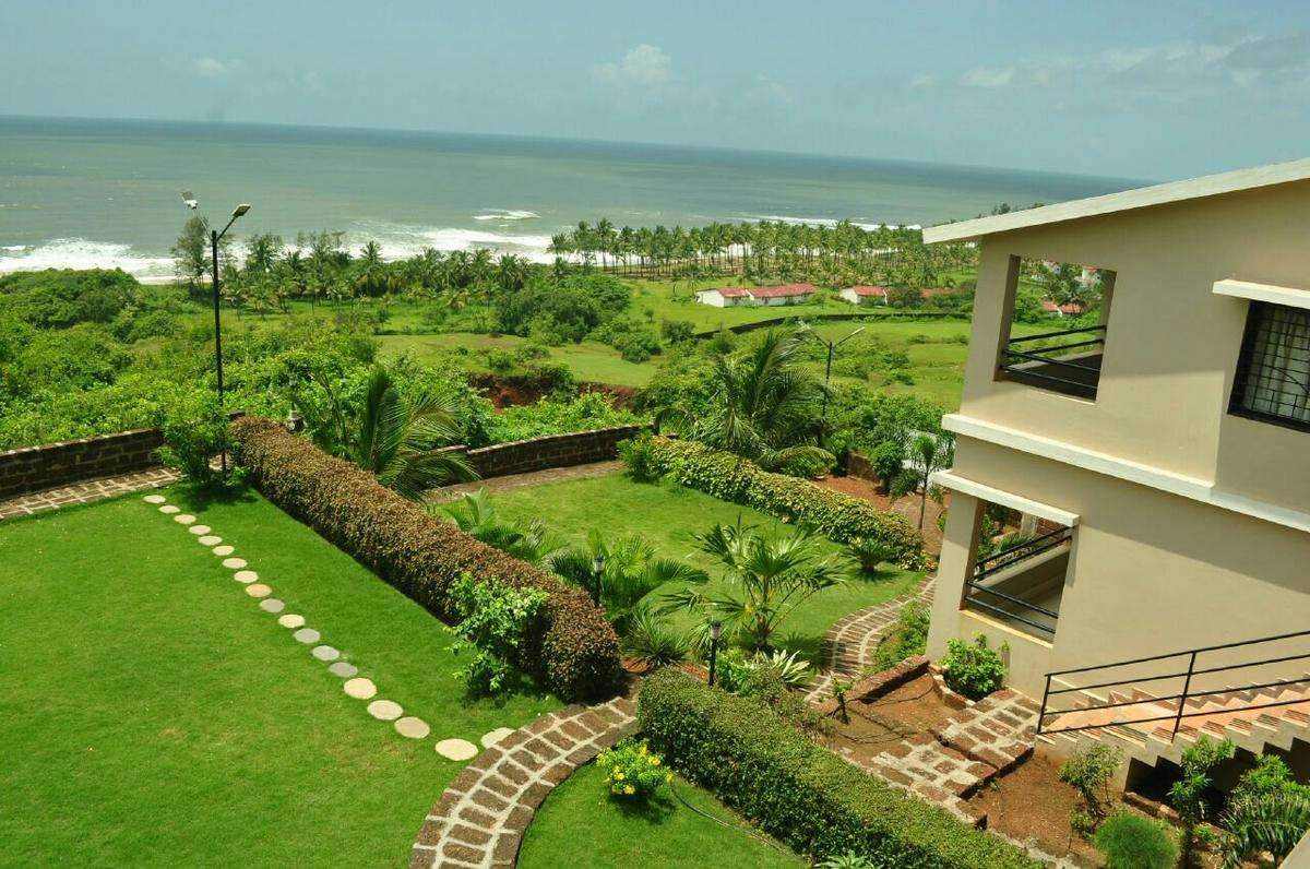 Nakshatra Beach Resort by O’Nest, Ganpatipule (342 km from Mumbai)