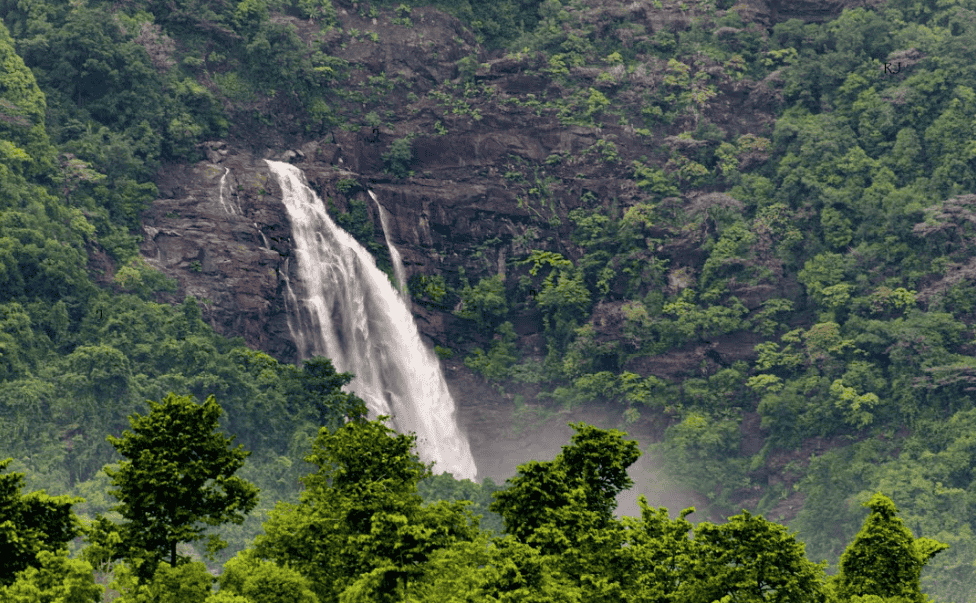 Koosalli Waterfalls, Kundapur (450 km from Bangalore)
